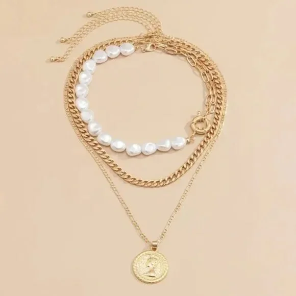 Layered Gold Necklace - Picture 3 of 4